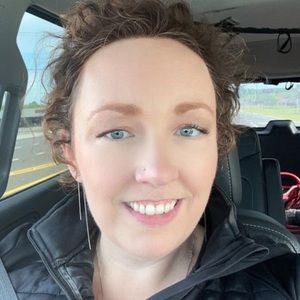 Meet your Posher, Brooke